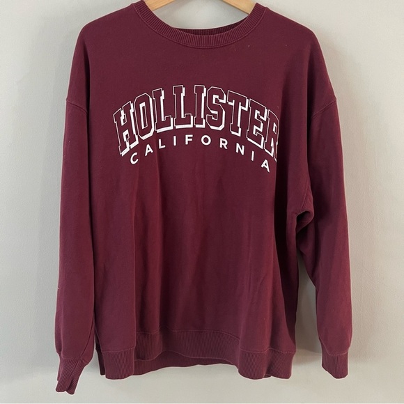 Hollister Tops - Hollister oversized crew neck logo sweatshirt Ladies medium Burgundy maroon red